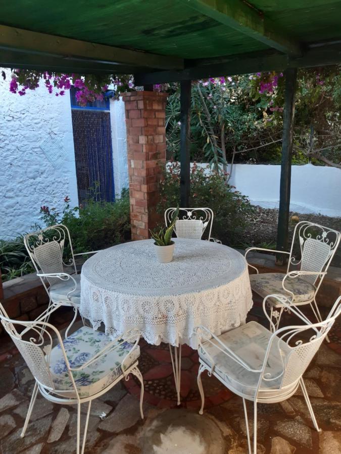 Veneto'S Garden Appartement Kardhamili Buitenkant foto